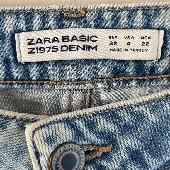 Zara Basic Women's Denim - Size 0 - Picture 2 of 4
